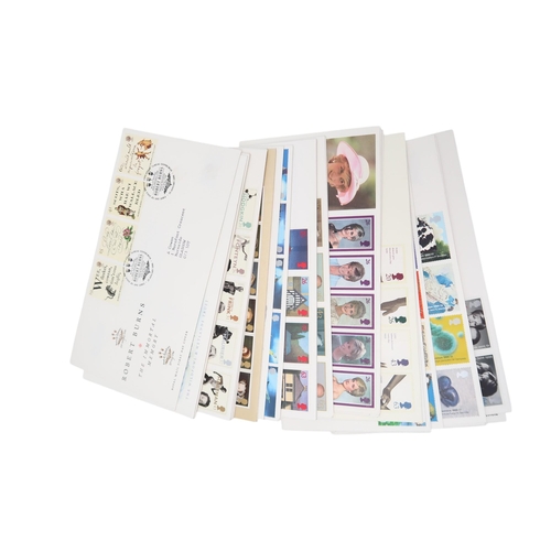 505 - FIRST DAY COVERS; two albums and a set of loose first day covers, predominantly Royal Mail ... 