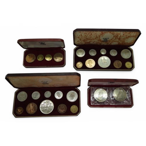 307 - Elizabeth II (1952-2022) Specimen Set 1953A lot comprising two 1953 ten coin sets in Royal Mint... 