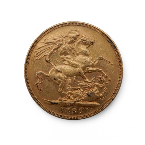 322 - Victoria (1837-1901) 1 Sovereign 1887ObverseThe bust of Queen Victoria facing left, legend arou... 