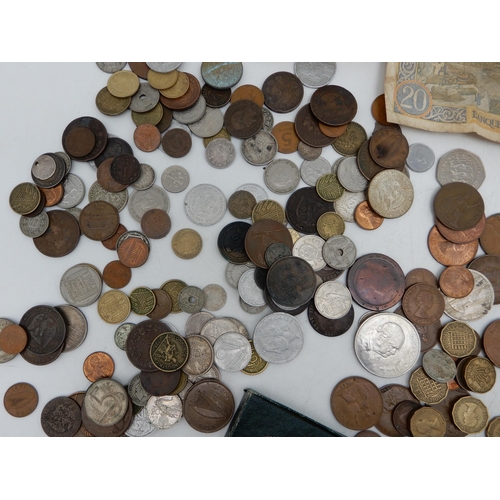 326 - A lot comprising various worldwide coins, banknotes and tokens