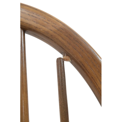 21 - A 20TH CENTURY ERCOL ELM AND BEECH 