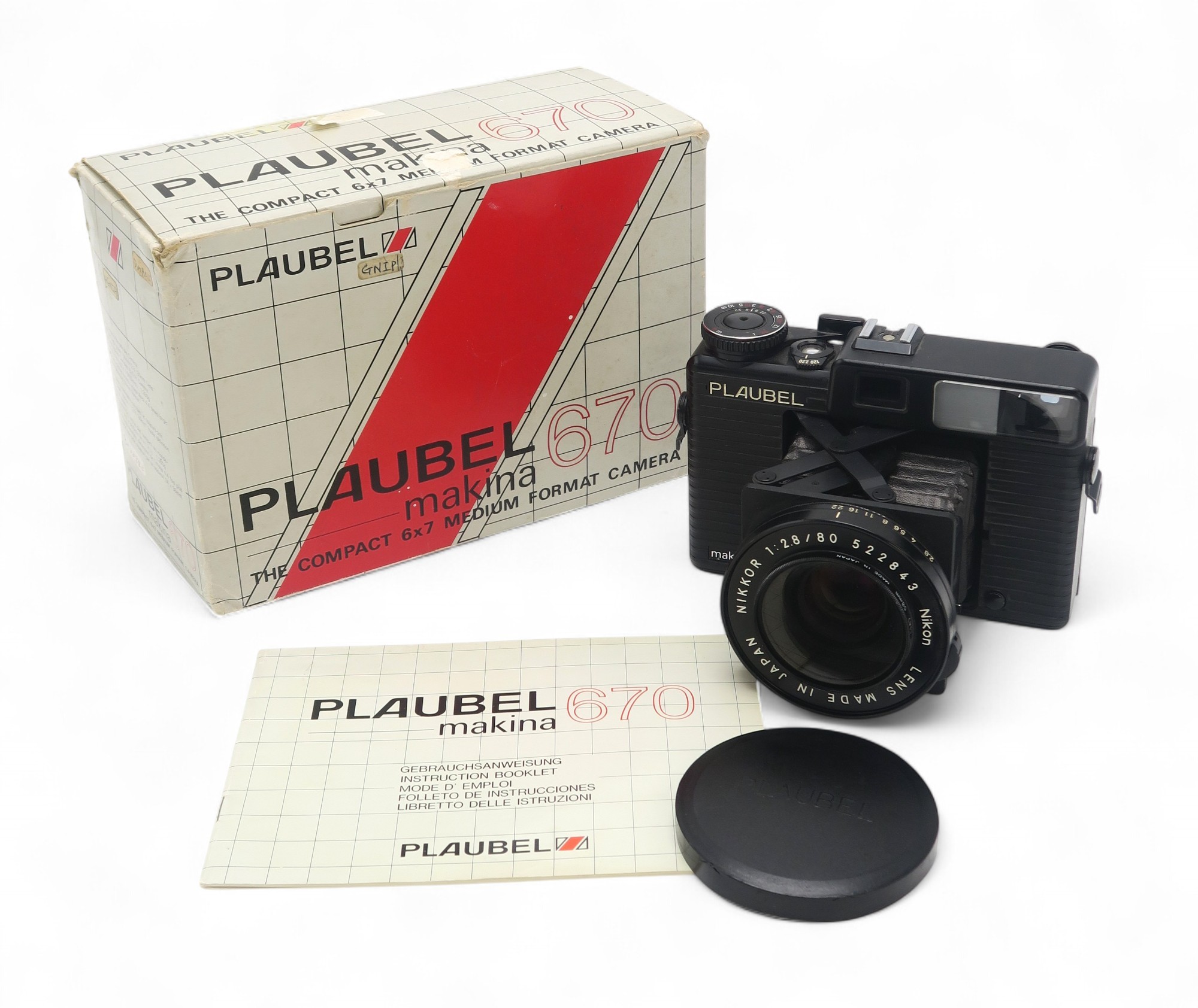 A PLAUBEL MAKINA 670 MEDIUM FORMAT CAMERAFitted with a