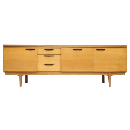 Lot 2085      