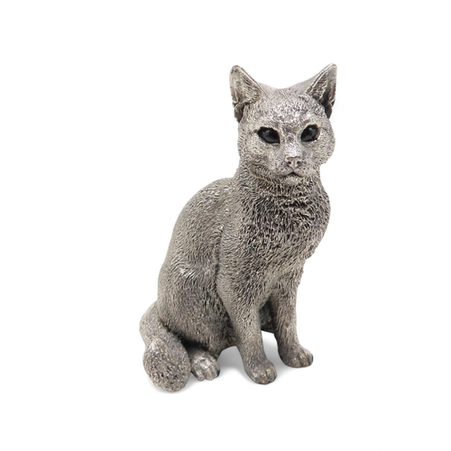 283 - A silver Country Artist's model of a cat, with enamel eyes, 9.5cm