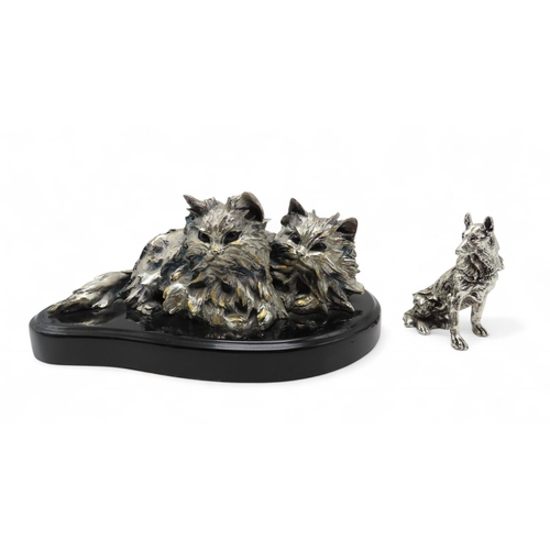 295 - An Ottaviani Italian silver model of cats, on a hardstone plinth, and an Italian silver model of an ... 