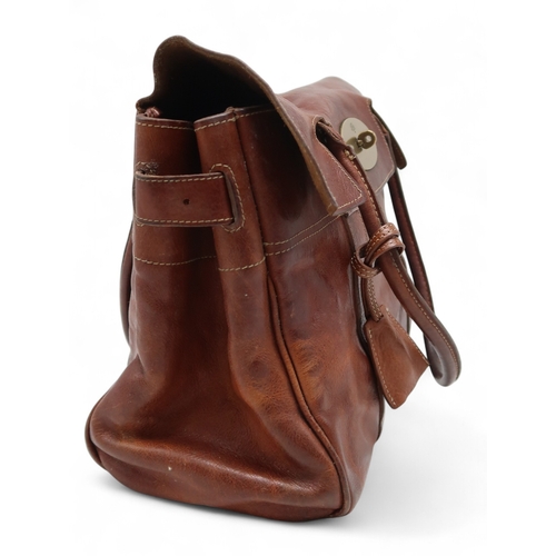 6120 - Mulberry - A tan leather Bayswater handbag, with brushed gold-tone hardware, with rolled leather han... 