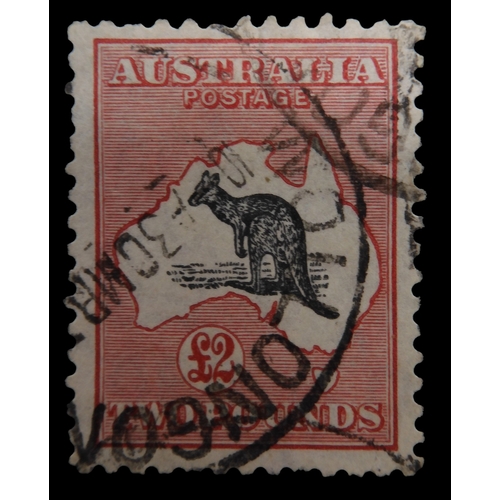 7167 - AUSTRALIA 1931&nbsp; sg138&pound;2 black kangaroo on rose die II perforate 12 but a couple of short ... 
