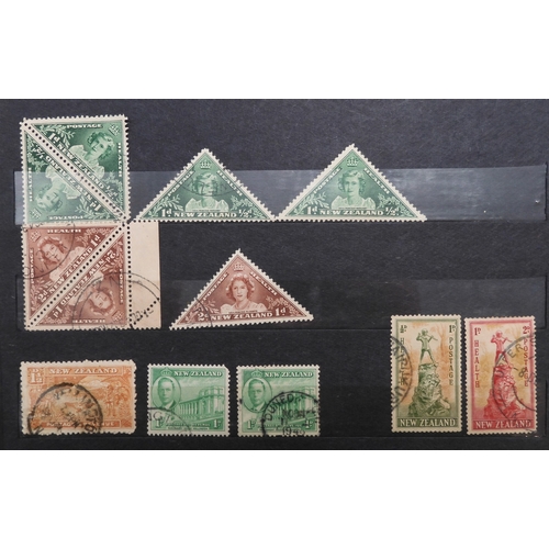 7170 - NEW ZEALAND an unorganised collection i a blue stock book, well worth looking through, to include Ch... 