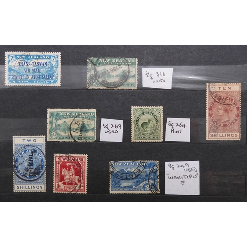 7170 - NEW ZEALAND an unorganised collection i a blue stock book, well worth looking through, to include Ch... 