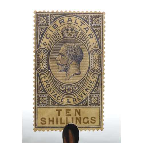 7156 - GIBRALTAR George V 1925 set 1/- to £1 sg102 to sg107 mint, note 5/- with horizontal crease, £1 extra... 