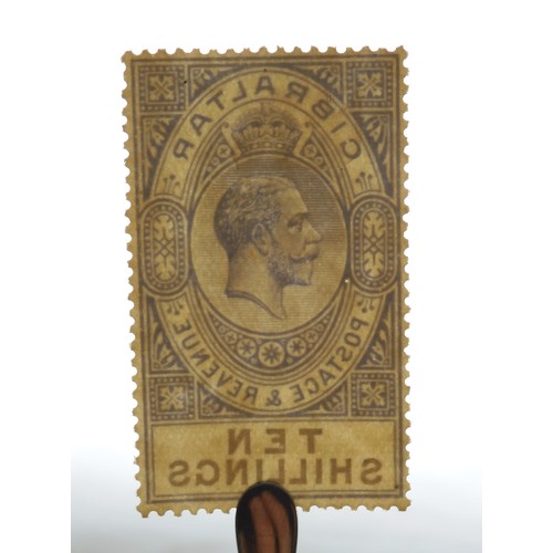 7156 - GIBRALTAR George V 1925 set 1/- to £1 sg102 to sg107 mint, note 5/- with horizontal crease, £1 extra... 