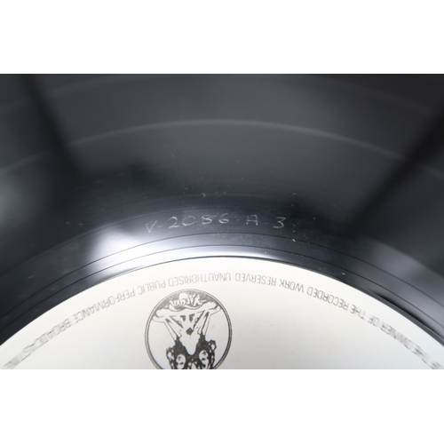 2587 - SEX PISTOLS INTERESTSex Pistols- NEVER MIND THE BOLLOCKS, UK LP, The 11-track version, to a include ... 