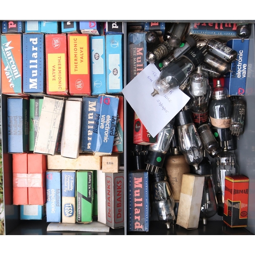 8060 - A Large quantity of Valves organised in a large metal cabinetPlease note: This lot is sold as seen. ... 