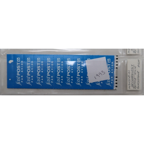 7013 - Small collection of mainly New Zealand Booklets+ a few Ascension Isl, & Falkland Isl. booklets. ... 