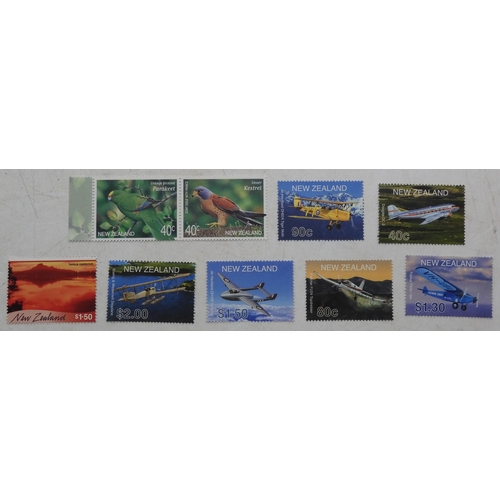 7033 - New Zealand. Collection of Unmounted Mint Stamps and Miniature Sheet for New Zealand , a large quant... 