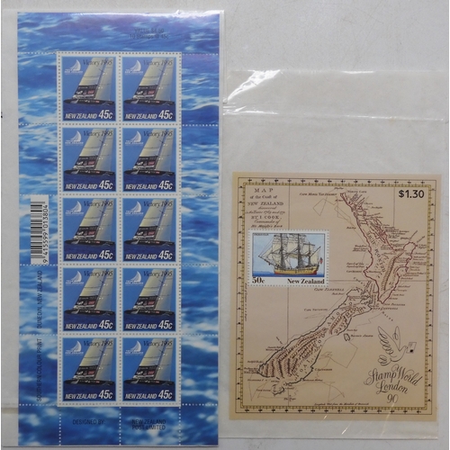 7033 - New Zealand. Collection of Unmounted Mint Stamps and Miniature Sheet for New Zealand , a large quant... 
