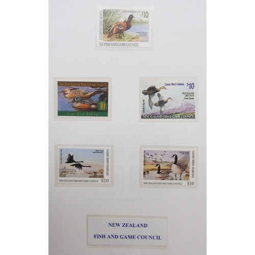 7034 - New Zealand. Small Box containing the remainder of the large New Zealand Collection. With large quan... 