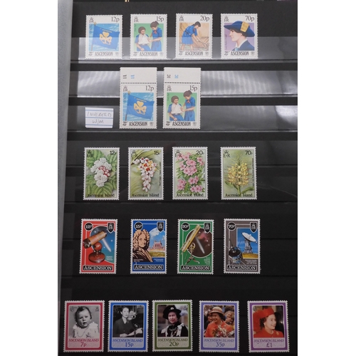 7060 - British Commonwealth Collection in Two Lighthouse Stock Books. with most countries in Dark Blue Stoc... 