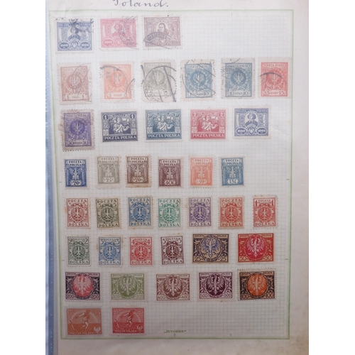 7061 - World collection in two folders from Belgium Congo To Ukraine. Many Hundreds of stamps both Mint and... 