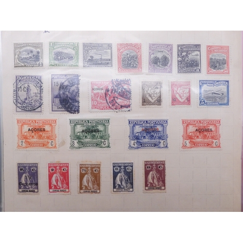 7061 - World collection in two folders from Belgium Congo To Ukraine. Many Hundreds of stamps both Mint and... 