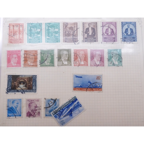 7061 - World collection in two folders from Belgium Congo To Ukraine. Many Hundreds of stamps both Mint and... 