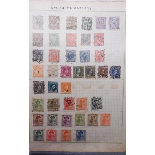 7061 - World collection in two folders from Belgium Congo To Ukraine. Many Hundreds of stamps both Mint and... 