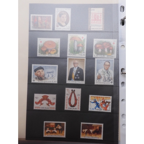 7061 - World collection in two folders from Belgium Congo To Ukraine. Many Hundreds of stamps both Mint and... 