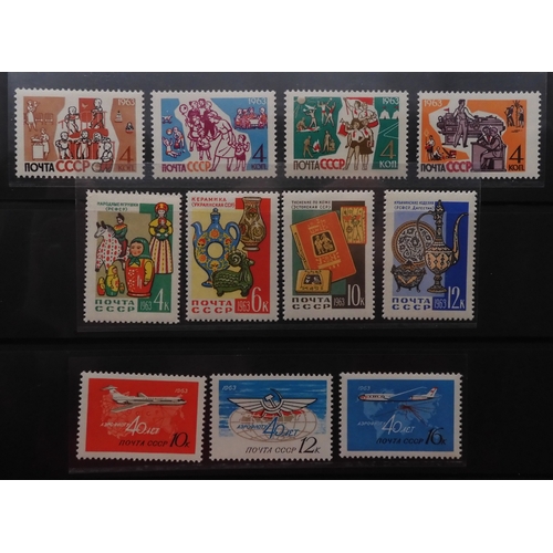7068 - Russia Collection 1960-79 in Two Albums. Fairly complete, again mixture of mint U/M or/and Used. Inc... 