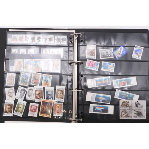 7069 - Russia From 1990 in Two Albums and a large Quantity of lose U/M stamps and Miniature Sheets on stock... 