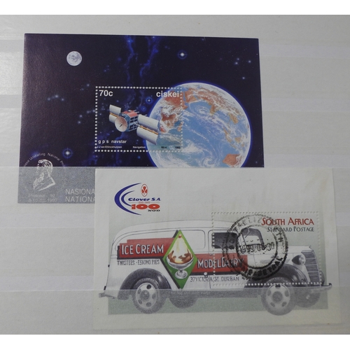 7070 - New Zealand. Collection in 32Page Prinz Stookbook of New Zealand Miniature Sheets, Mainly Used, but ... 