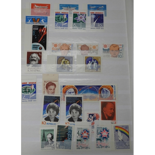 7071 - Commonwealth and Russia Collection in 32 Page Prinz Stockbook. inc Br. Honduras 1962 and 1968 Defins... 