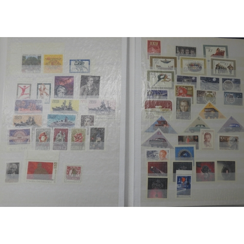 7071 - Commonwealth and Russia Collection in 32 Page Prinz Stockbook. inc Br. Honduras 1962 and 1968 Defins... 