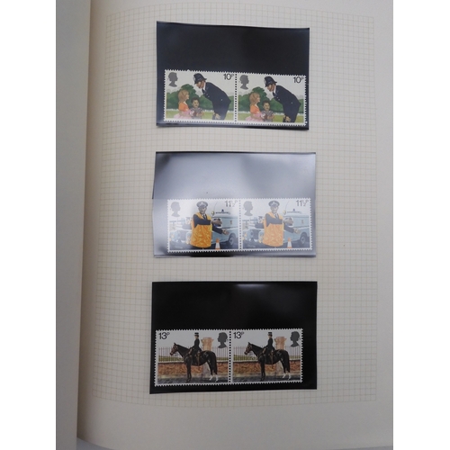 7076 - GB Comes Collection from 1971 to 1990 in two SG AlbumsThe Commemoratives are all unmounted , and are... 