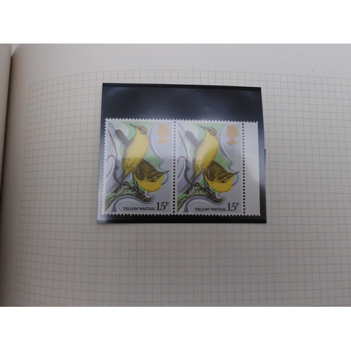 7076 - GB Comes Collection from 1971 to 1990 in two SG AlbumsThe Commemoratives are all unmounted , and are... 