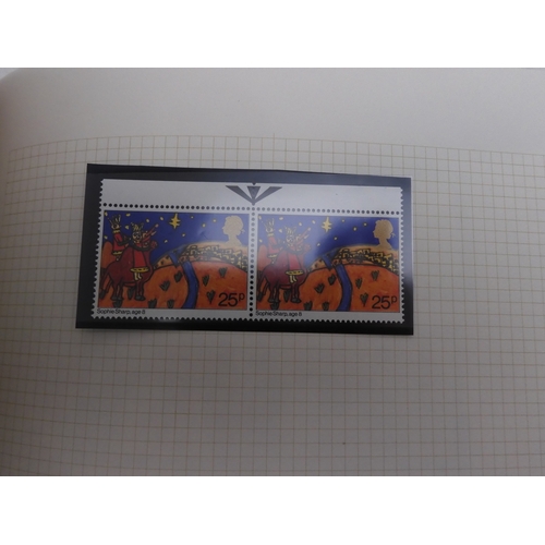 7076 - GB Comes Collection from 1971 to 1990 in two SG AlbumsThe Commemoratives are all unmounted , and are... 