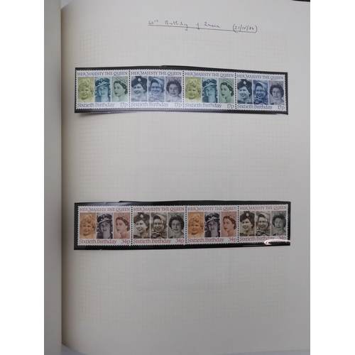 7076 - GB Comes Collection from 1971 to 1990 in two SG AlbumsThe Commemoratives are all unmounted , and are... 