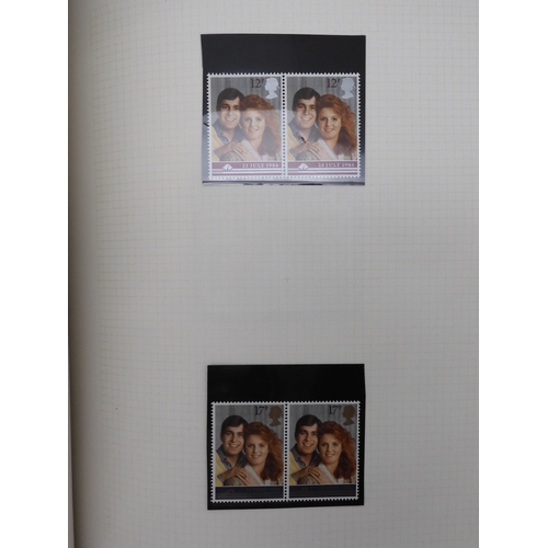 7076 - GB Comes Collection from 1971 to 1990 in two SG AlbumsThe Commemoratives are all unmounted , and are... 