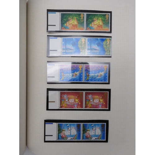 7076 - GB Comes Collection from 1971 to 1990 in two SG AlbumsThe Commemoratives are all unmounted , and are... 