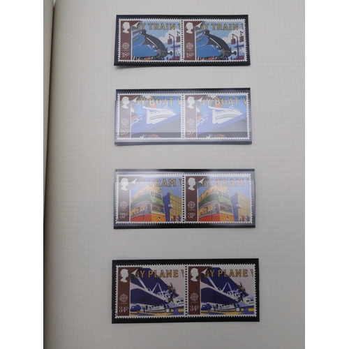 7076 - GB Comes Collection from 1971 to 1990 in two SG AlbumsThe Commemoratives are all unmounted , and are... 