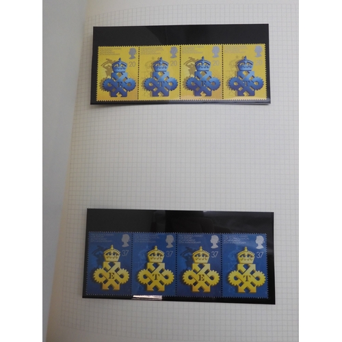 7076 - GB Comes Collection from 1971 to 1990 in two SG AlbumsThe Commemoratives are all unmounted , and are... 