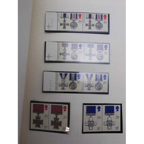 7076 - GB Comes Collection from 1971 to 1990 in two SG AlbumsThe Commemoratives are all unmounted , and are... 