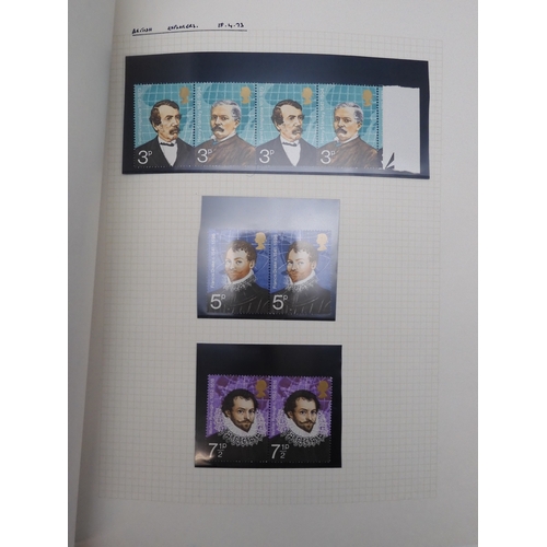 7076 - GB Comes Collection from 1971 to 1990 in two SG AlbumsThe Commemoratives are all unmounted , and are... 