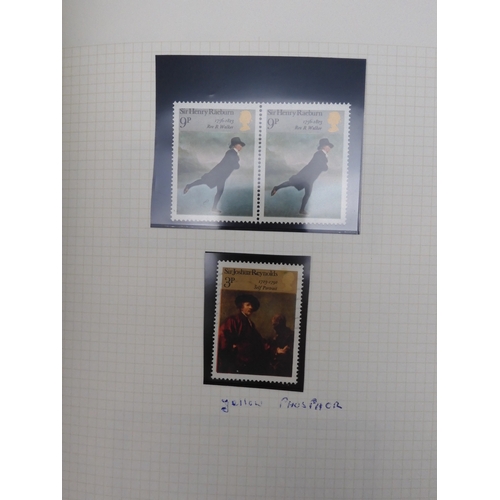 7076 - GB Comes Collection from 1971 to 1990 in two SG AlbumsThe Commemoratives are all unmounted , and are... 