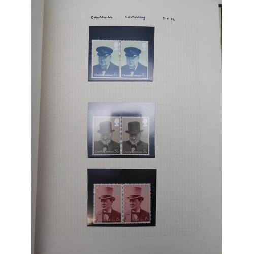 7076 - GB Comes Collection from 1971 to 1990 in two SG AlbumsThe Commemoratives are all unmounted , and are... 