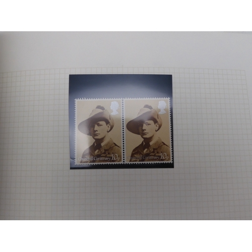 7076 - GB Comes Collection from 1971 to 1990 in two SG AlbumsThe Commemoratives are all unmounted , and are... 