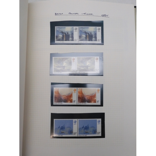 7076 - GB Comes Collection from 1971 to 1990 in two SG AlbumsThe Commemoratives are all unmounted , and are... 