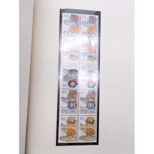7077 - GB Commems. in Black SG album 1991-2000  Once again all Unmounted Mint and in Pairs, off all Commemo... 