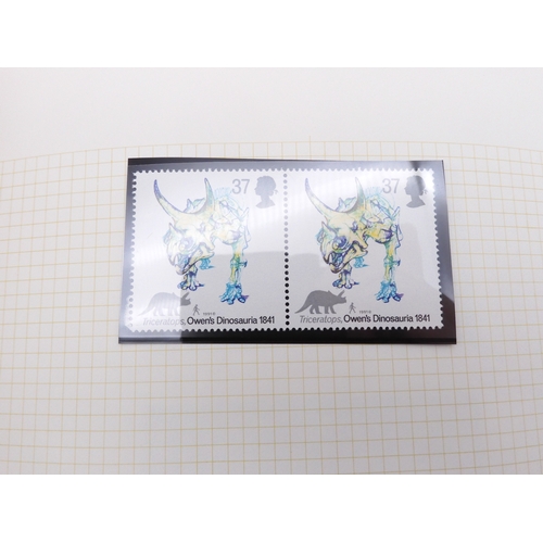 7077 - GB Commems. in Black SG album 1991-2000  Once again all Unmounted Mint and in Pairs, off all Commemo... 
