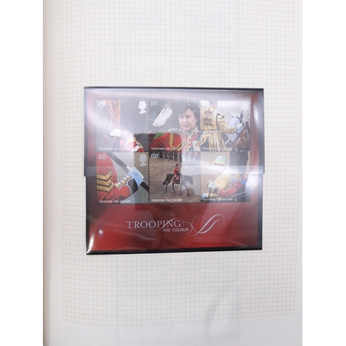 7078 - GB Commemorative Collection in Green SG Senator Album From 2001 to 2008. A well filled album with th... 