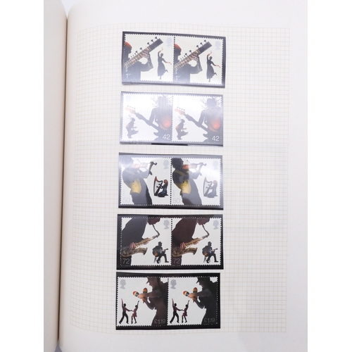 7078 - GB Commemorative Collection in Green SG Senator Album From 2001 to 2008. A well filled album with th... 